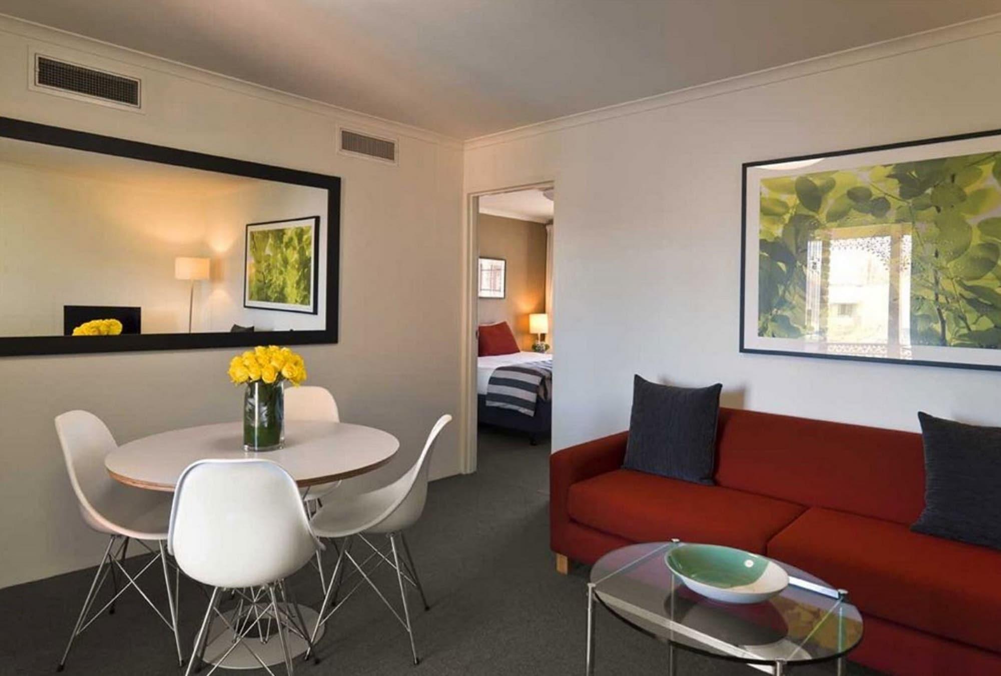 Adina Serviced Apartments Canberra Kingston מראה חיצוני תמונה
