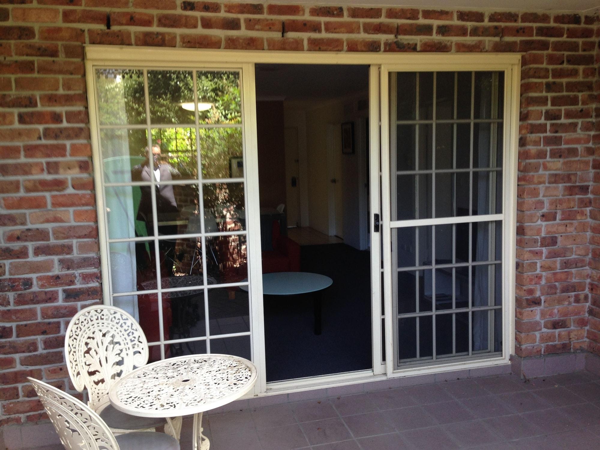Adina Serviced Apartments Canberra Kingston מראה חיצוני תמונה