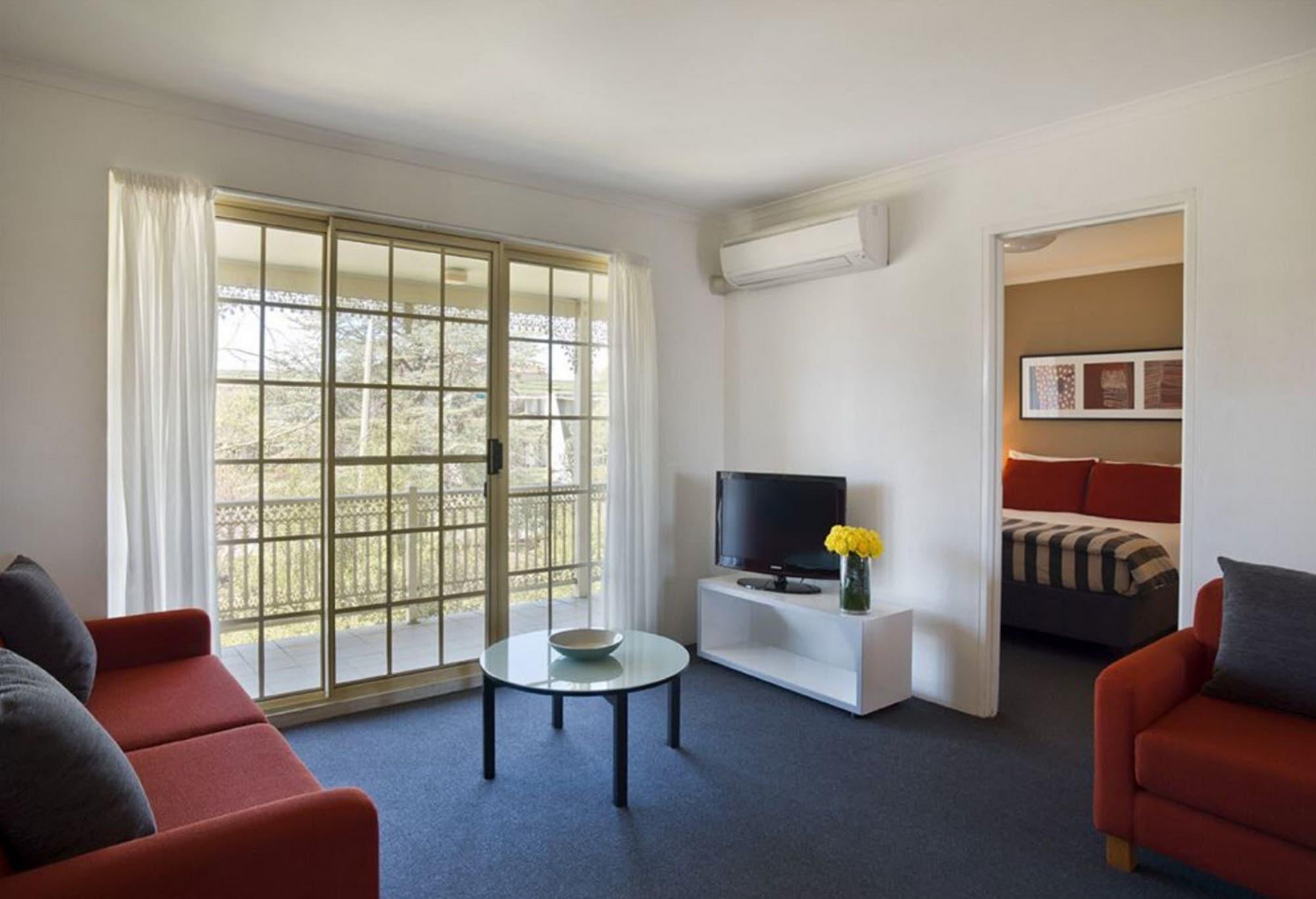 Adina Serviced Apartments Canberra Kingston מראה חיצוני תמונה