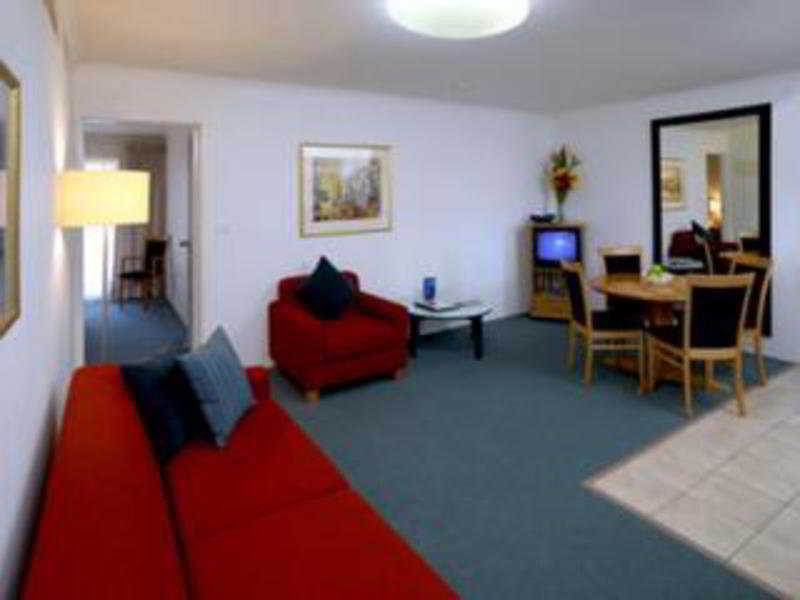 Adina Serviced Apartments Canberra Kingston מראה חיצוני תמונה