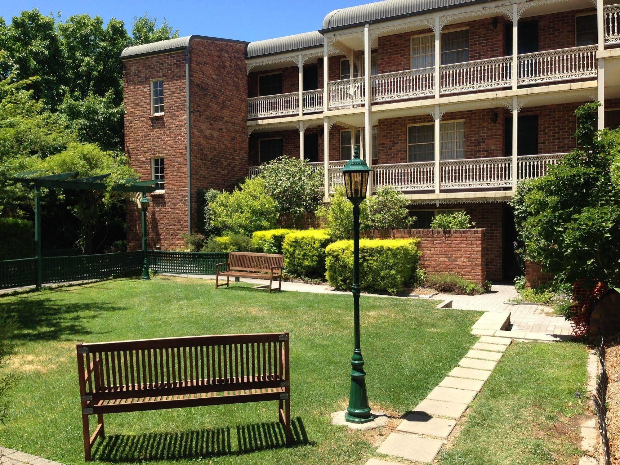 Adina Serviced Apartments Canberra Kingston מראה חיצוני תמונה