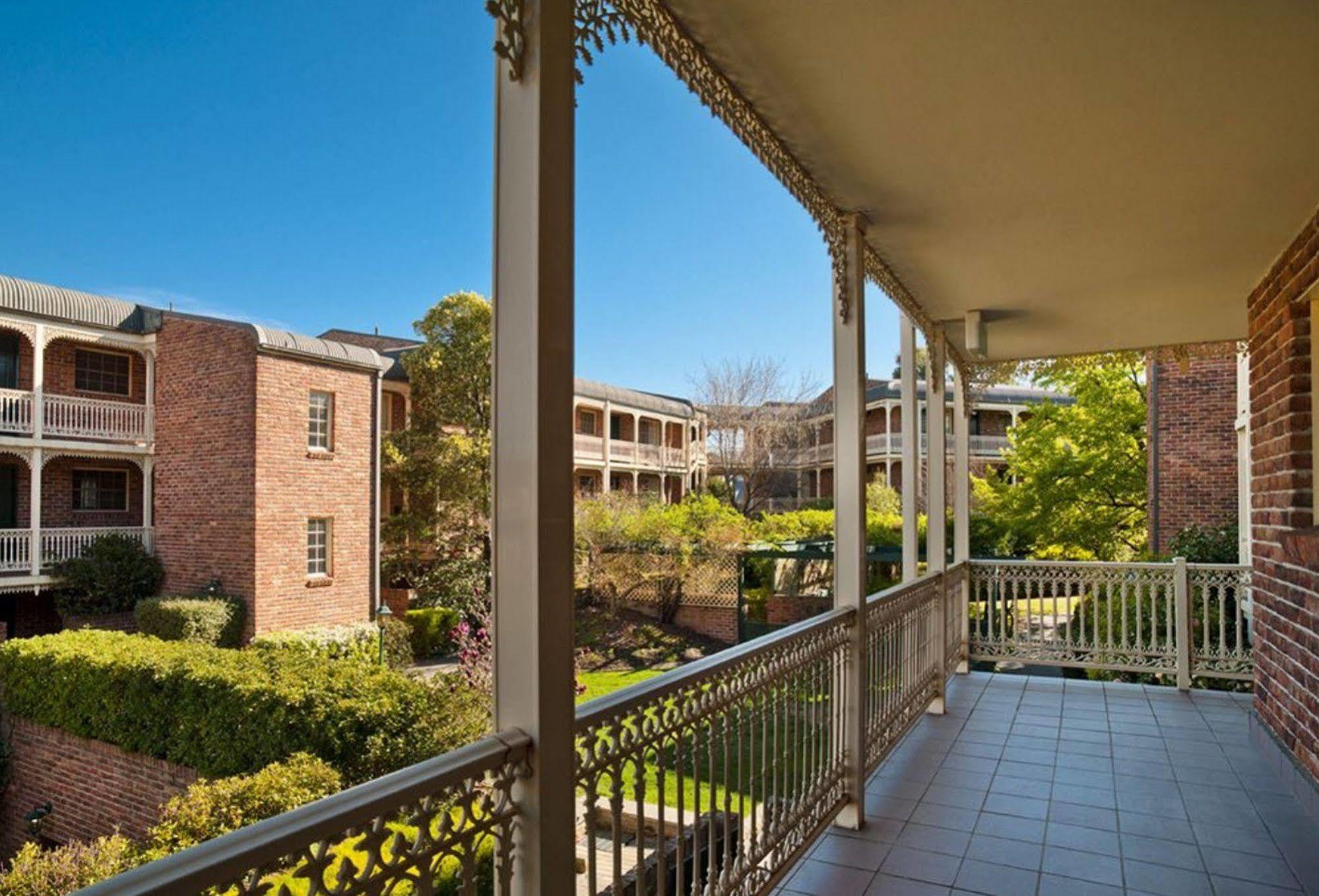 Adina Serviced Apartments Canberra Kingston מראה חיצוני תמונה