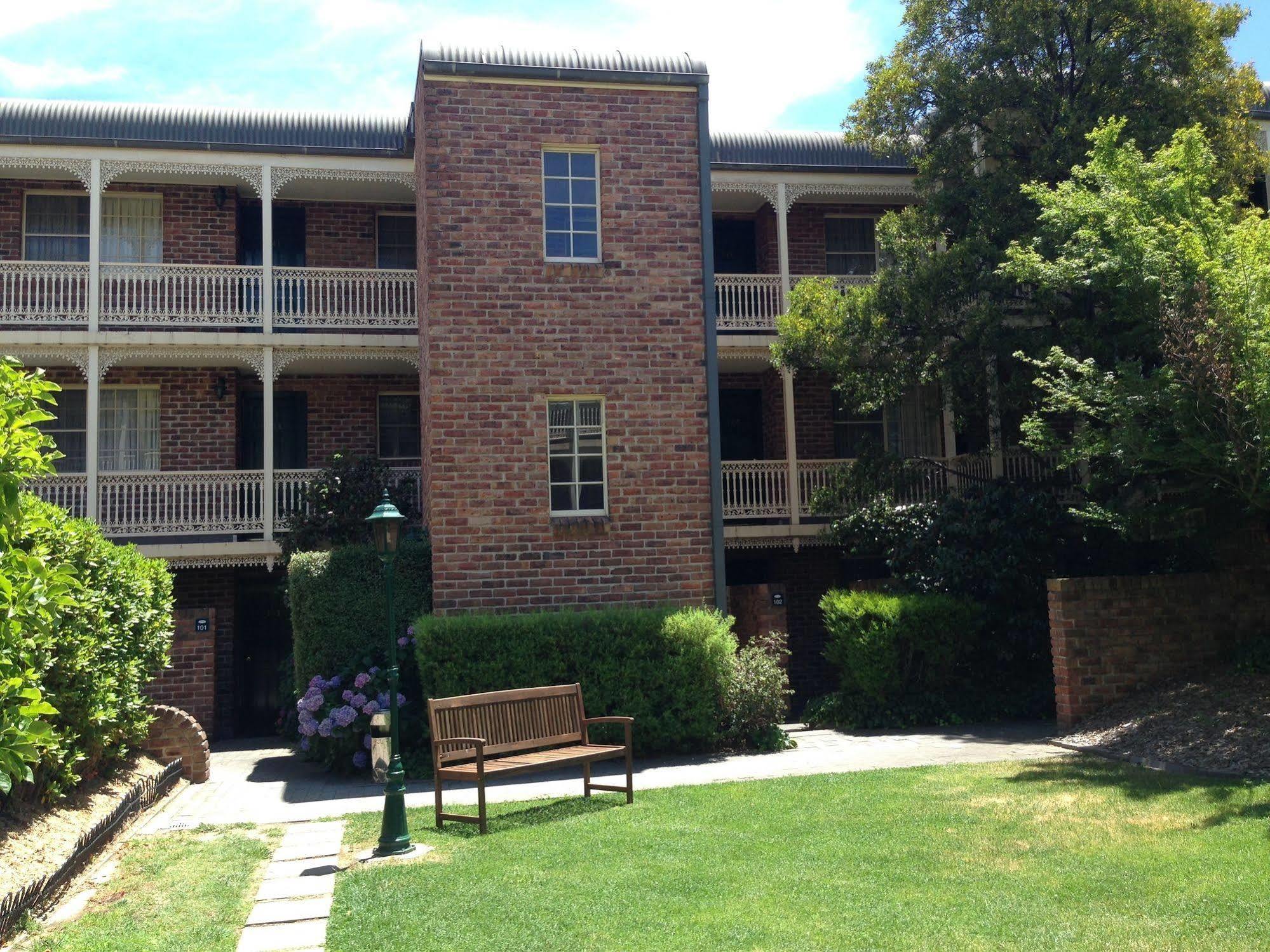 Adina Serviced Apartments Canberra Kingston מראה חיצוני תמונה